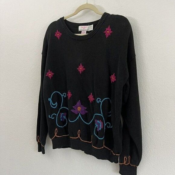 American Weekend Women’s Vintage 80s Black Knit Floral Embroidered Sweater Large - Picture 10 of 11